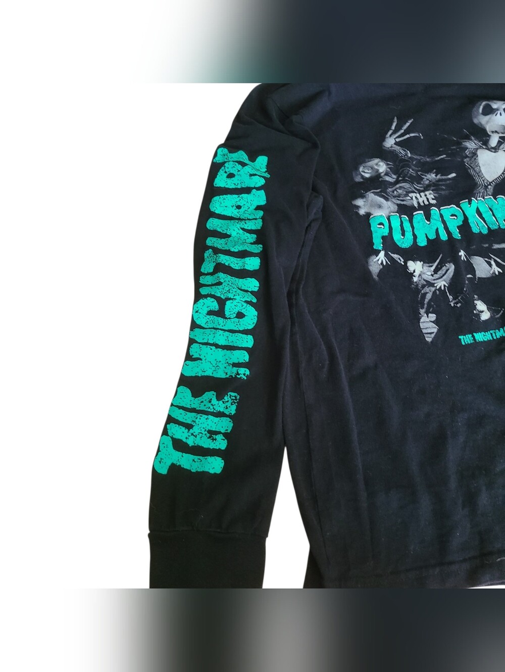 DISNEY'S | THE NIGHTMARE BEFORE CHRISTMAS | LONG SLEEVE T-SHIRT | SIZE MED - Picture 5 of 14